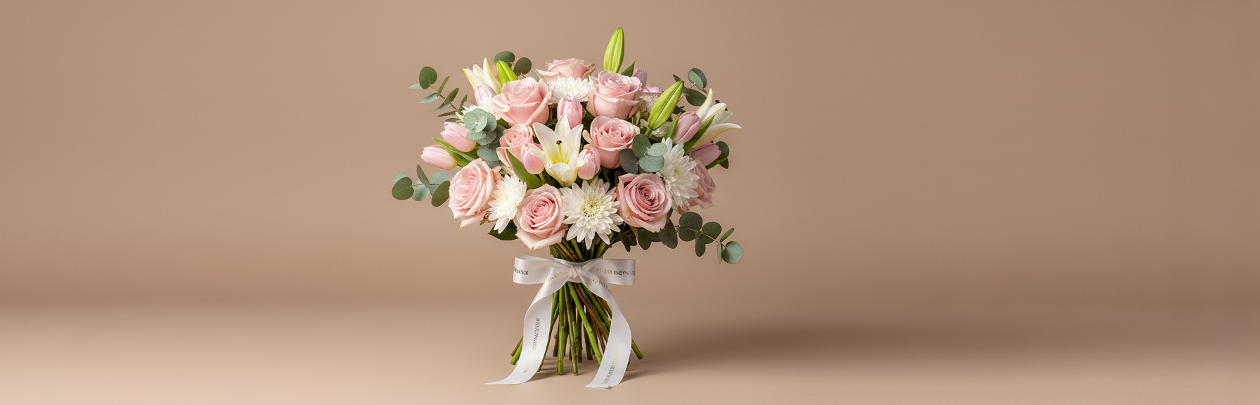 Specialbukett — Ros, Lilja, Tulpan